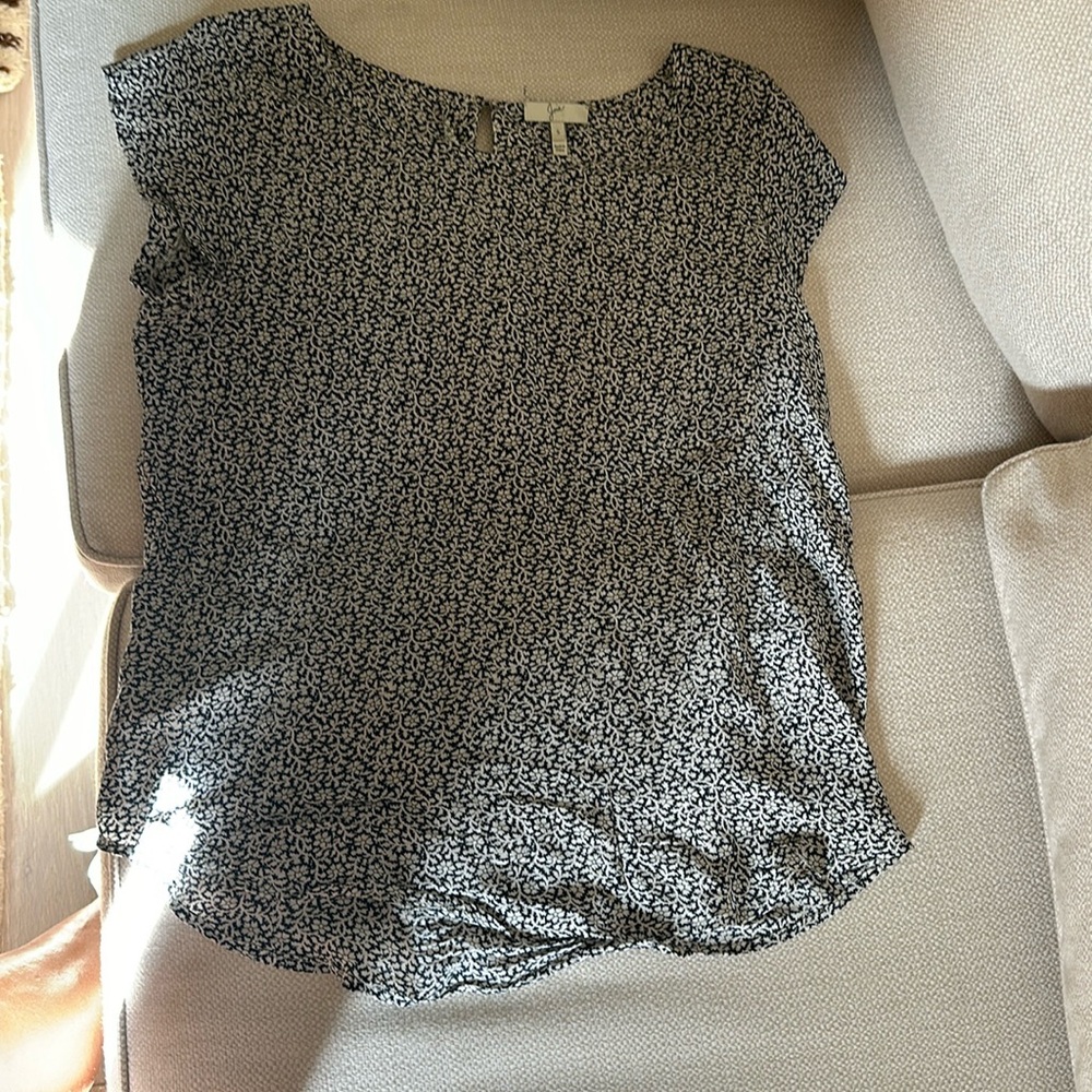 Joie Silk Cap sleeve blouse
